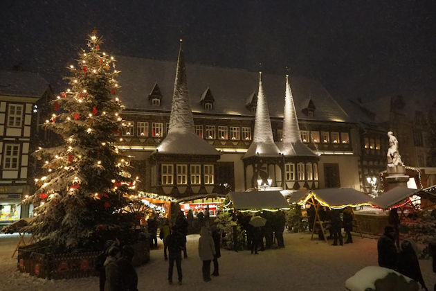 Impressionen vom Einbecker Weihnachtsdorf