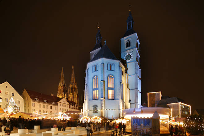 Impressionen vom Christkindlmarkt in Regensburg