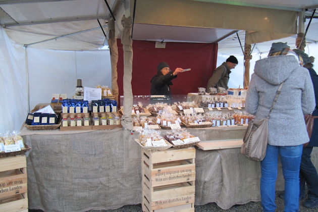 Impressionen vom Hürtgener Wintermarkt in Hürtgenwald
