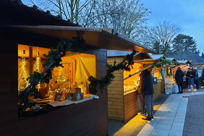Impressionen vom Nikolausmarkt in Alpen