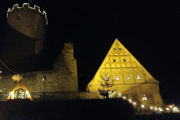 Impressionen vom Weihnachtsmarkt auf Burg Scharfenstein in Drebach