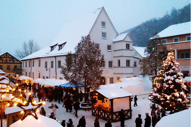 Impressionen vom Weihnachtsmarkt im Kipfenberg