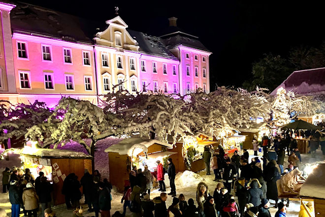 Impressionen vom Weihnachtsmarkt in Roggenburg