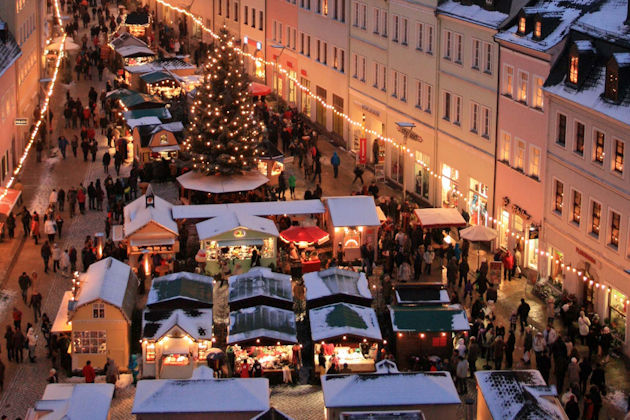Impressionen vom Weihnachtsmarkt mit Lichtelfest in Schneeberg